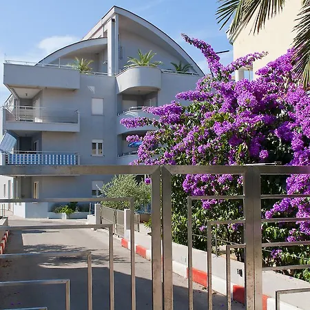 Cosmopolitan Apartment Zadar